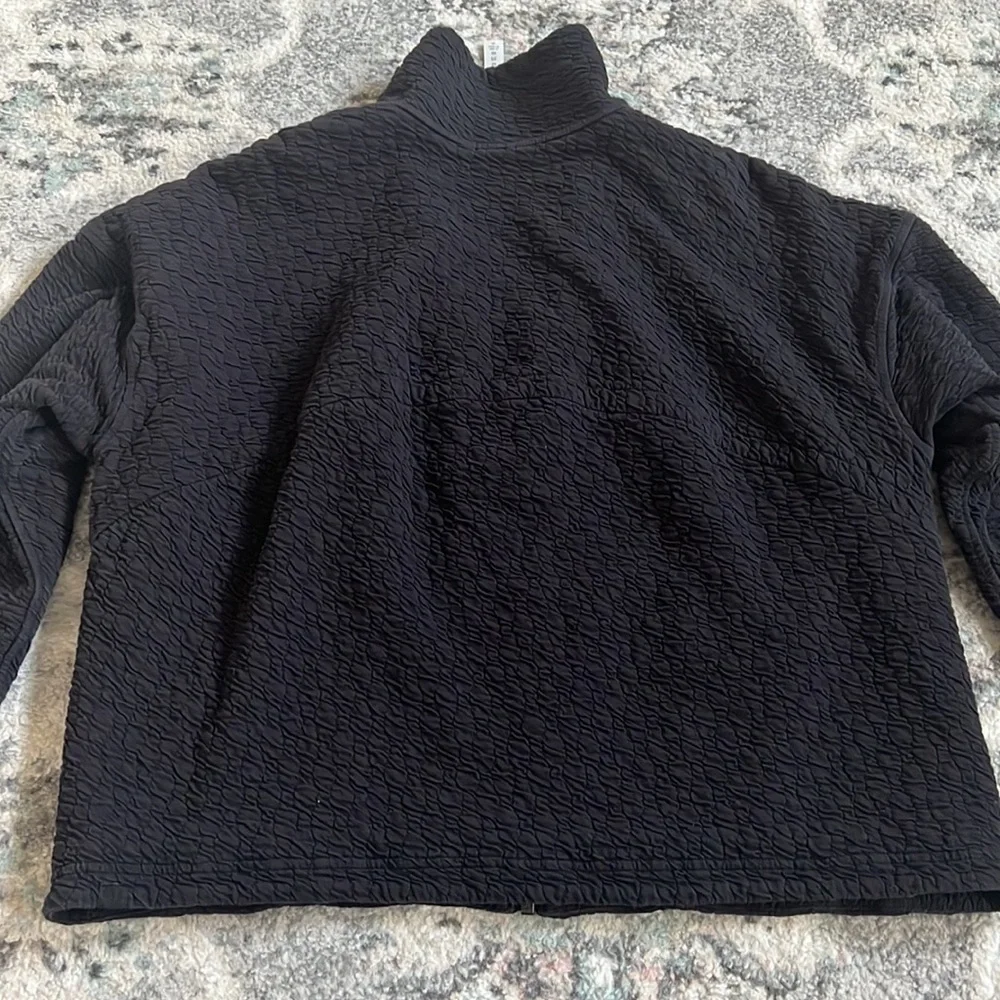 lululemon athletica excellent size